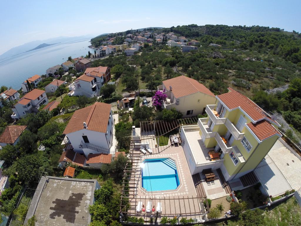 Apartments Romana Slatine Quarto foto