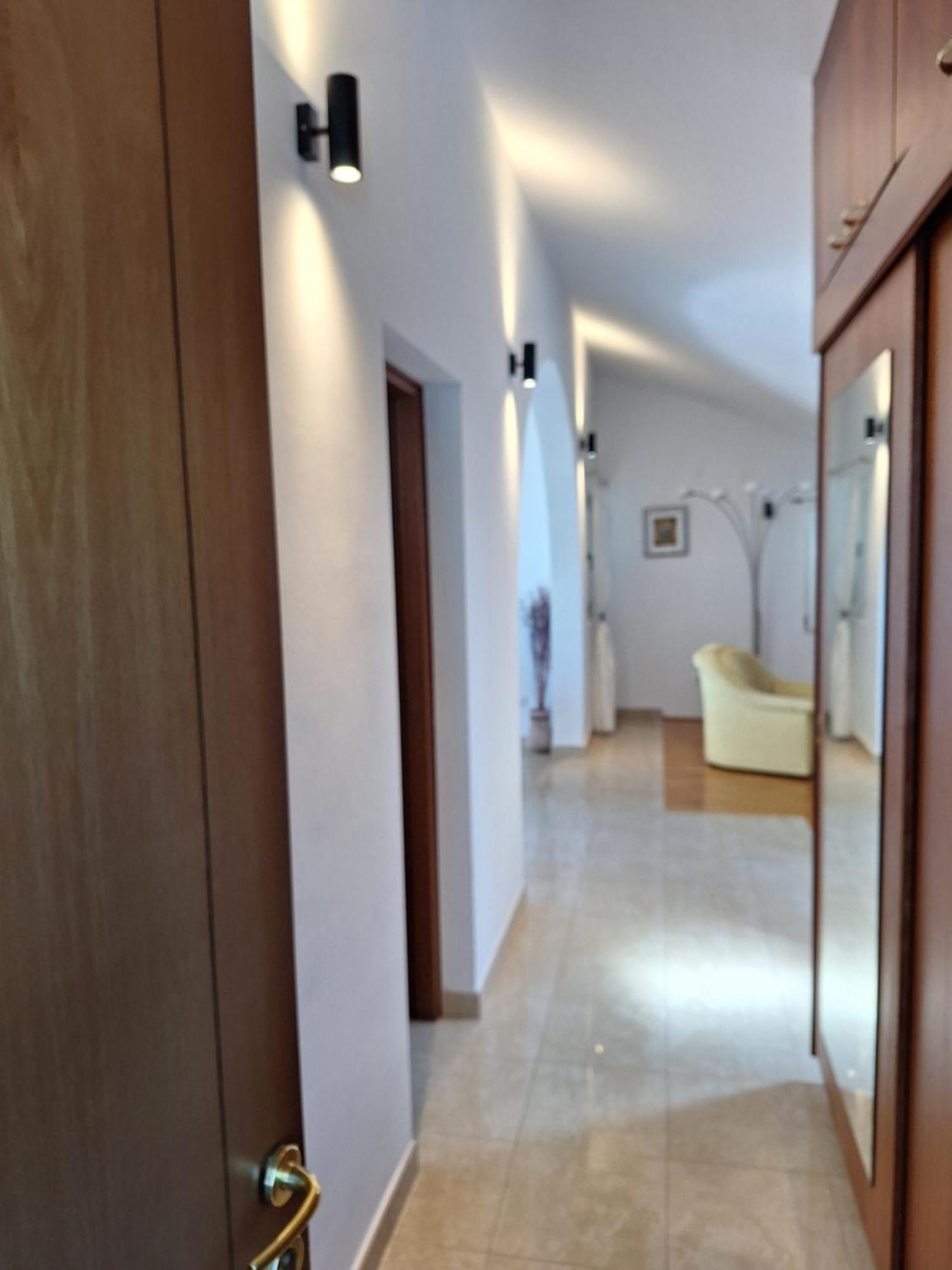 Apartments Romana Slatine Exterior foto