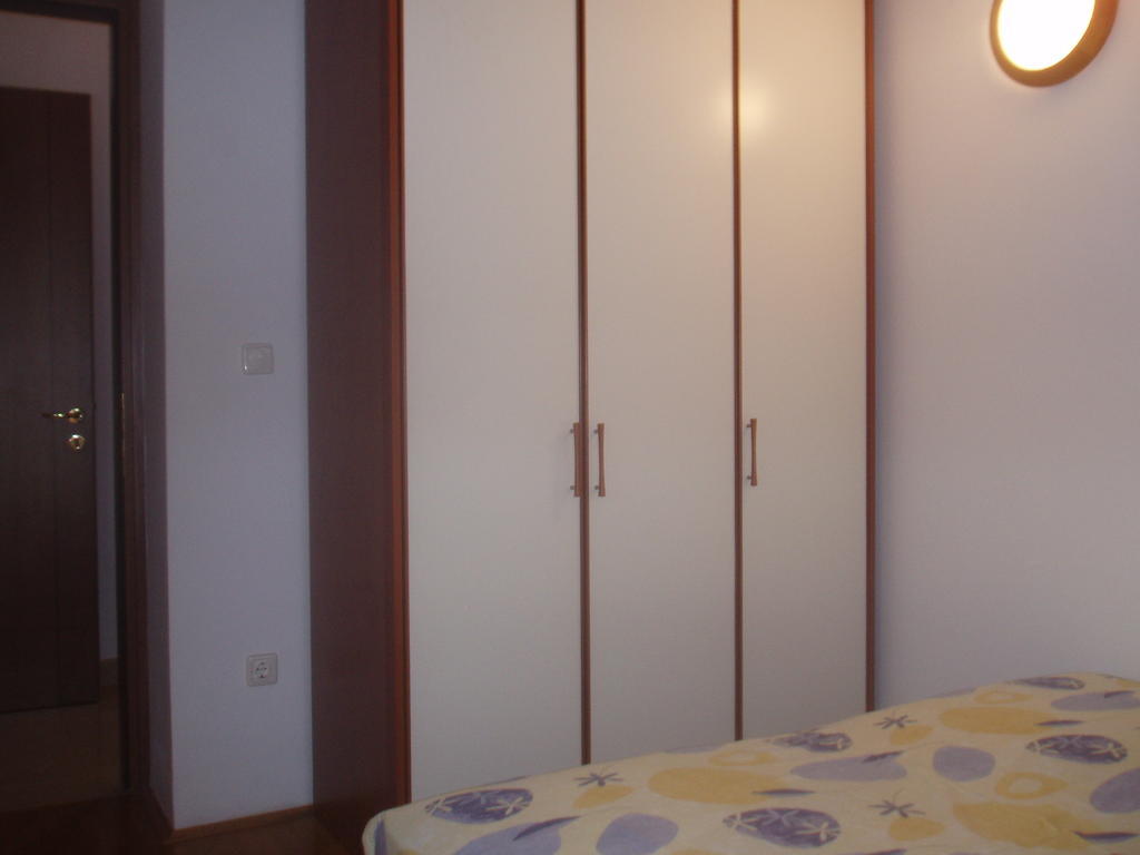 Apartments Romana Slatine Quarto foto